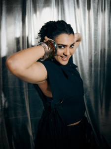 parvathy-thiruvothu-in-black-outfit-after-weight-loss-005