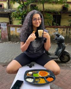 parvathy-thiruvothu-in-black-outfit-photos