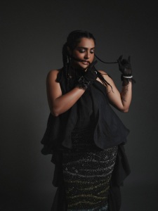 parvathy-thiruvothu-in-dirty-magazine-party-outfit-photos-003