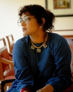 parvathy-thiruvothu-in-green-long-dress-photos-002
