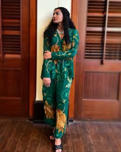 parvathy-thiruvothu-in-green-outfit-photos