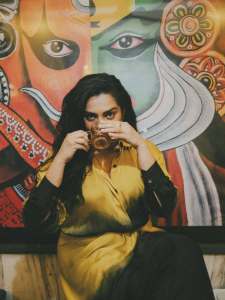 parvathy-thiruvothu-in-latest-trending-outfit-attire-ideas-photos-027