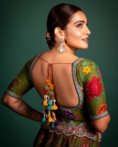 parvathy-thiruvothu-in-lehenga-style-latest-ideas-photos-003