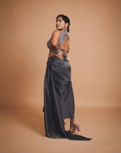 parvathy-thiruvothu-in-party-wear-heavy-design-blouse-style-photos-004