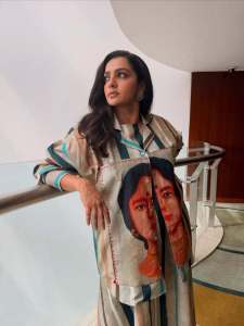 parvathy-thiruvothu-in-trending-co-ord-set-from-house-of-urmi-photos-001