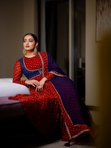 parvathy-thiruvothu-latest-makeover-look-photos-008
