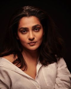 parvathy-thiruvothu-new-photo-shoot-01-002