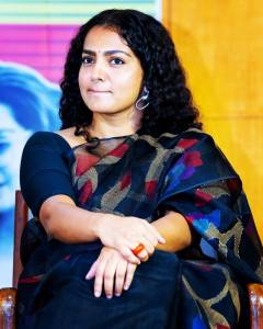 parvathy-thiruvothu-new-pics-003