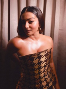 parvathy-thiruvothu-viral-photos-latest-014