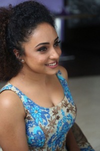 pearle-maaney-pics-330-0016