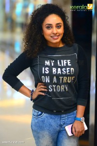pearle-maaney-stills-000-00386