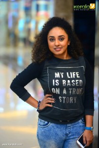pearle-maaney-stills-990-0037