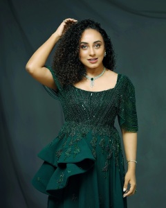 pearly-maaney-latest-photos-after-pregnancy-011