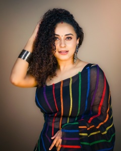 pearly-maaney-latest-photos-after-pregnancy-020
