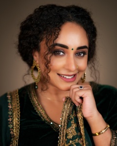 pearly-maaney-latest-photos-after-pregnancy-026
