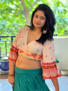 poonam-bajwa-in-trending-new-photos-006
