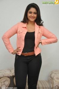 poonam-bajwa-latest-photos-40089