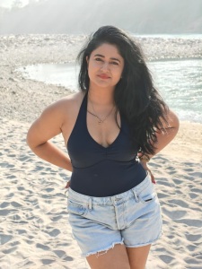 poonam-bajwa-latest-pics-007