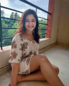 poonam-bajwa-latest-stills-008