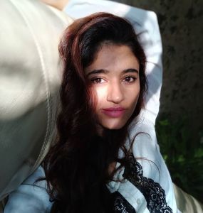 poonam bajwa new pic-001