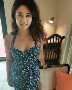 poonam bajwa new pic-002