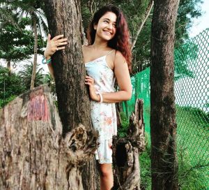 poonam bajwa new pic-009