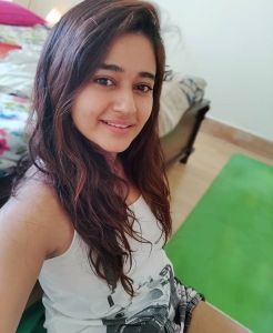 poonam bajwa pictures new2341-005