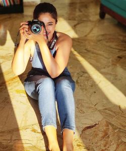poonam bajwa pictures new2341