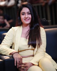 poonam-bajwa-promotion-event-photos-001
