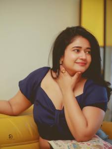poonam-bajwa-viral-photoshoot-photos-011