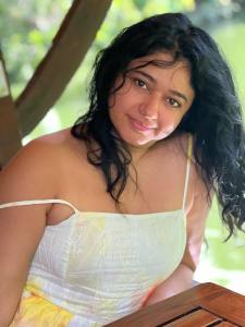 poonam-bajwa-viral-photoshoot-photos-018