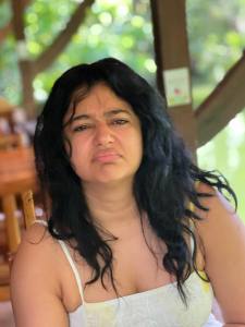 poonam-bajwa-viral-photoshoot-photos-020