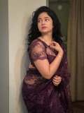 poonam-bajwa-in-purple-net-saree-photos