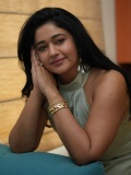 poonam-bajwa-latest-pics-004