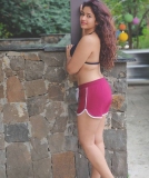 poonam-bajwa-pictures-021
