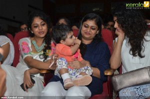 poornima-indrajith-images-00410