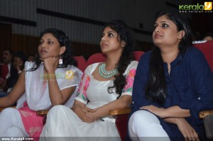poornima-indrajith-images19