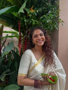 poornima-indrajith-latest-photos-002
