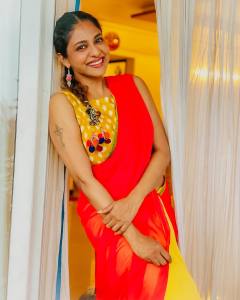 poornima-indrajith-saree-look-photos-002