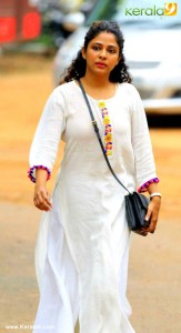 poornima-indrajith-stills-400-00189