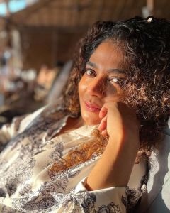 poornima-indrajith-vacation-photos-hd-latest-images-007