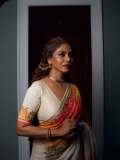 poornima-indrajith-in-onam-trending-outfit-and-makeup-style-ideas-photos-002