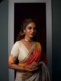 poornima-indrajith-in-onam-trending-outfit-and-makeup-style-ideas-photos-003