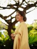 poornima-indrajith-in-saree-with-stylish-hairstyles-photos-010