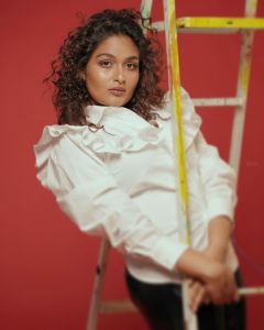 1_prayaga-martin-new-photoshoot-001