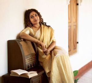 prayaga-martin-latest-photos-in-kerala-saree-02-2