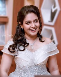 prayaga-martin-latest-photos-in-white-gown-002