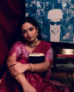 prayaga-martin-latest-pics-in-new-look-004