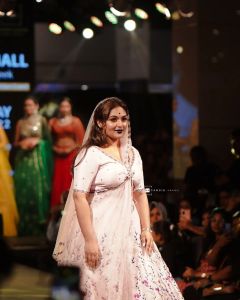 prayaga-martin-ramp-walk-photos-latest-013
