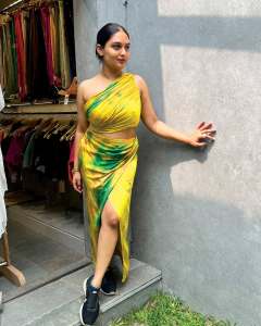 prayaga-martin-stunning-images-004